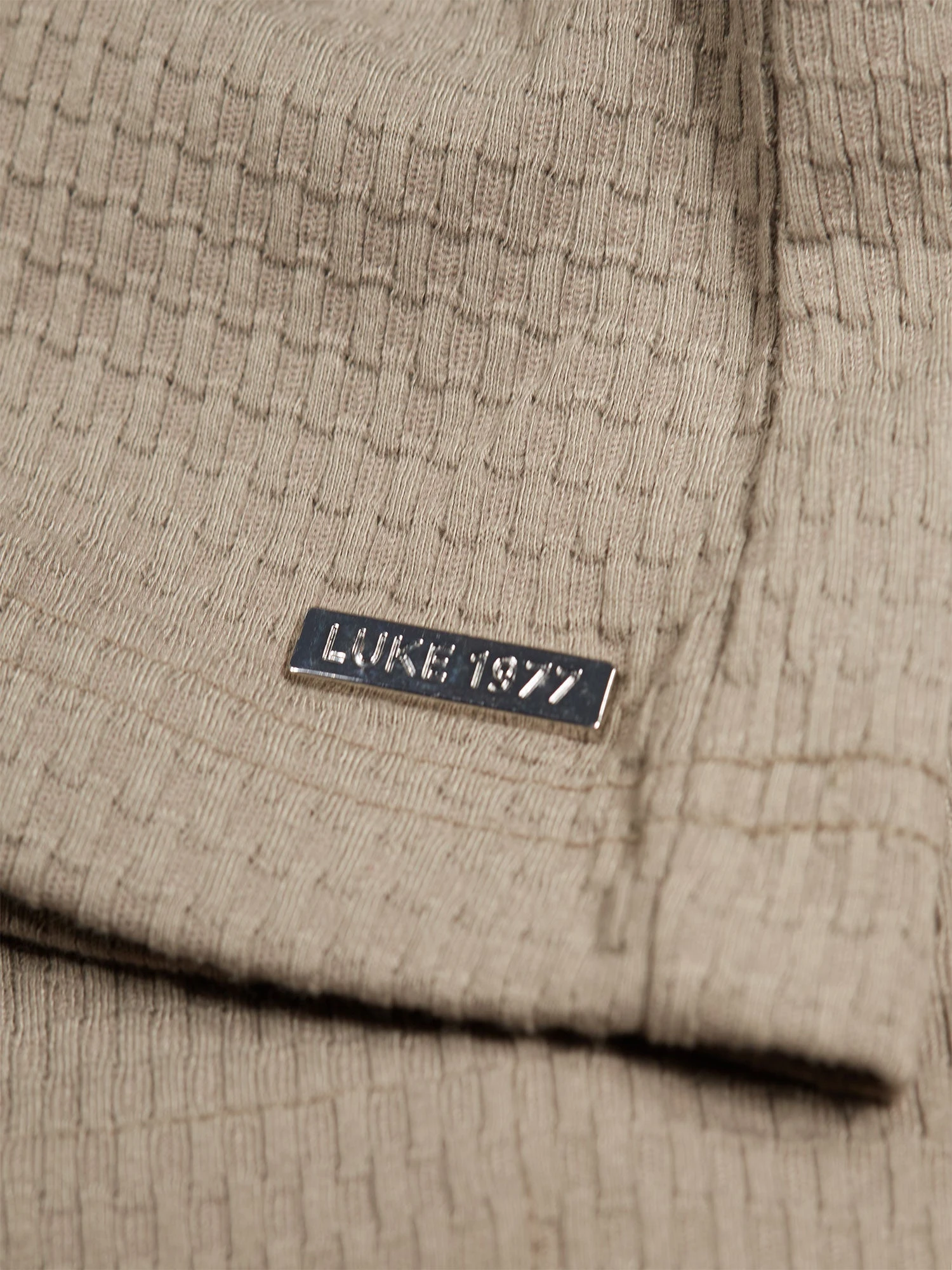 ARMILLA JACQUARD WAFFLE TEXTURED T-SHIRT 7 ARMILLA JACQUARD WAFFLE TEXTURED T-SHIRT - Image 7