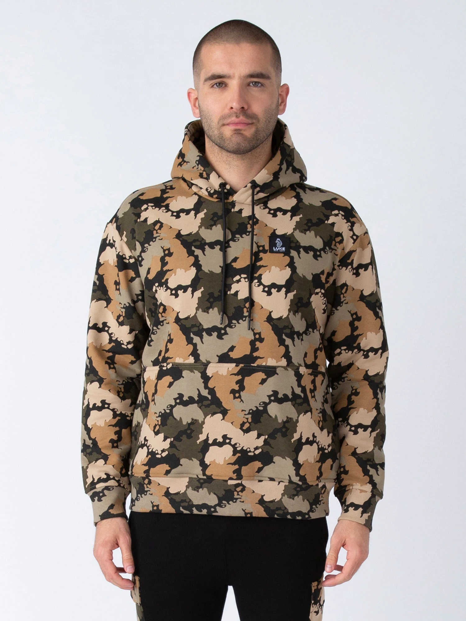Luke -Luke M730358 BLK FIGCAMO 1 1
