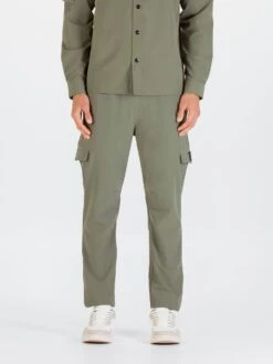 SEMANTIC CARGO NYLON TROUSERS -Luke M750450 CLOVER 1 1