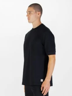 KING CROWN T-SHIRT -Luke M810106 BLACK 2 57eb7343 8d49 4d47 8226 69c254e7fade